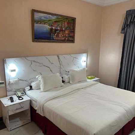 Hotel Fleur De Lys Almadies Dakar Esterno foto