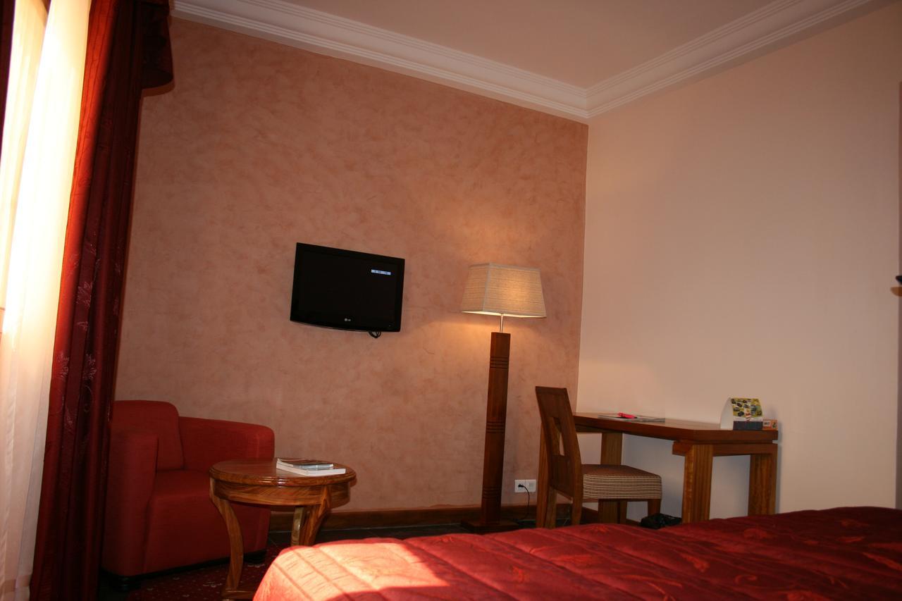 Hotel Fleur De Lys Almadies Dakar Esterno foto
